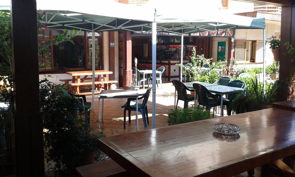 Apartamentos Eva Costa Brava Екстериор снимка