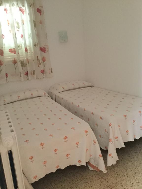 Apartamentos Eva Costa Brava Екстериор снимка