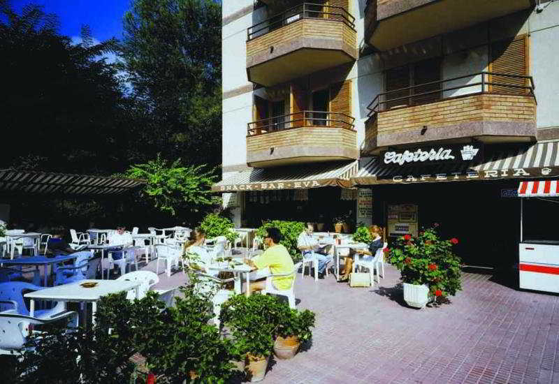 Apartamentos Eva Costa Brava Екстериор снимка