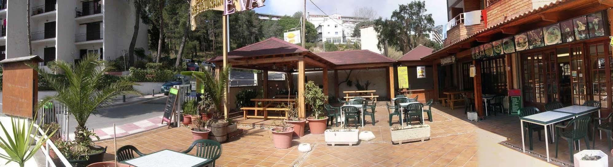 Apartamentos Eva Costa Brava Екстериор снимка