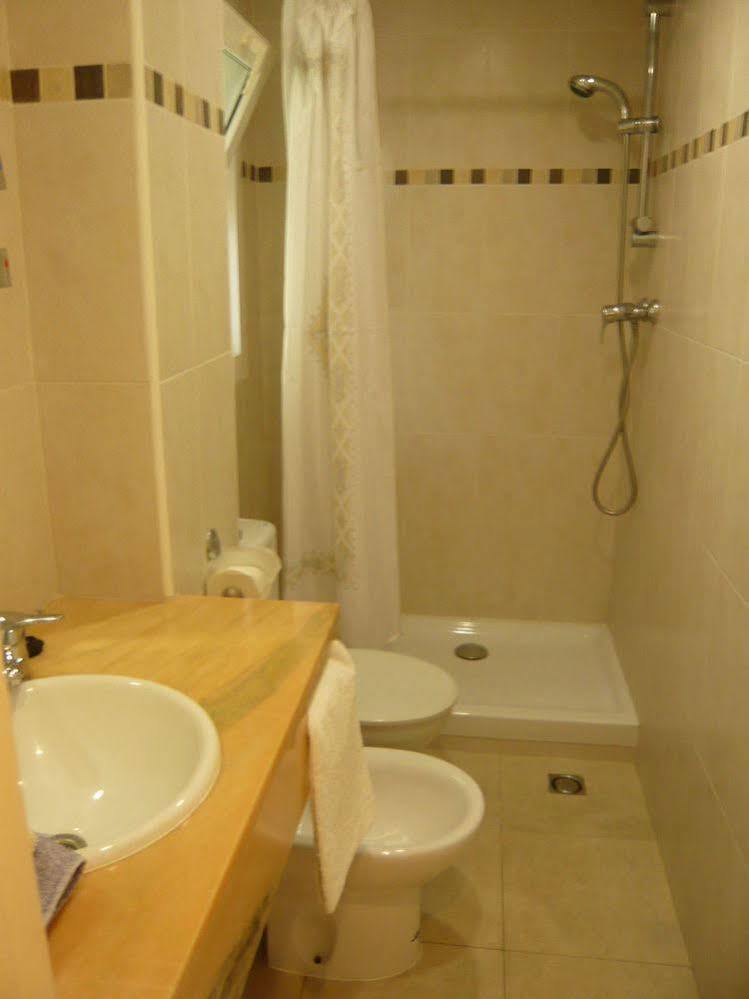 Apartamentos Eva Costa Brava Екстериор снимка